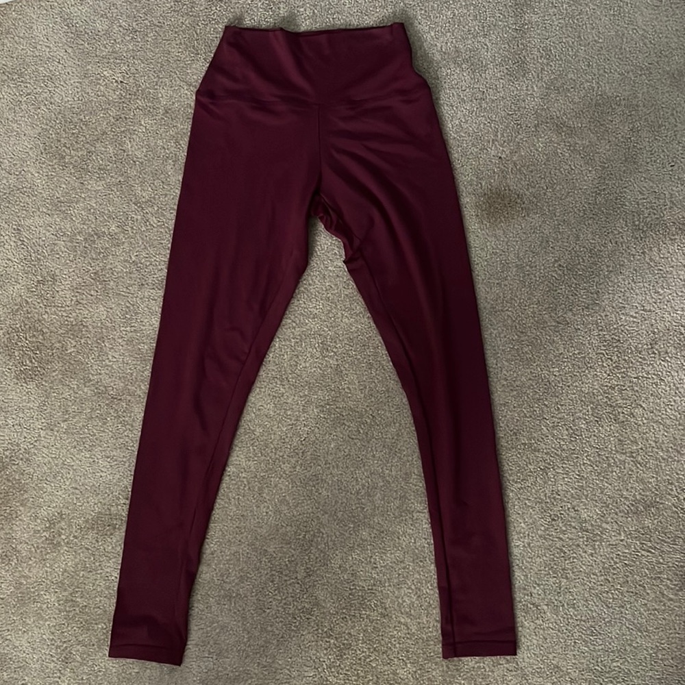 Garage burgundy leggings womens size small